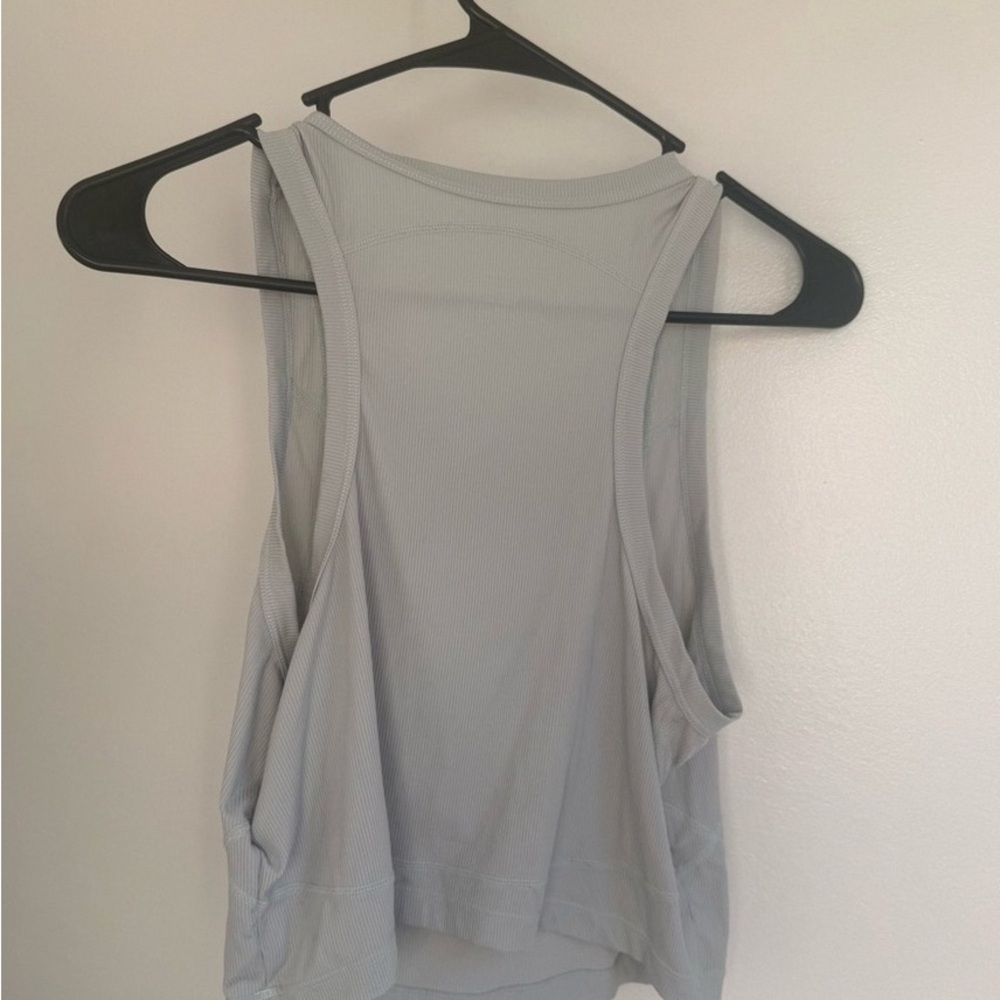 Elegant Women's Gray Tank Top